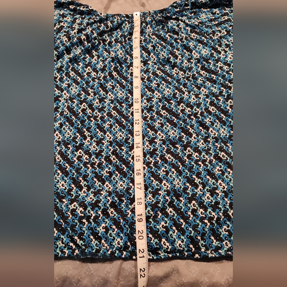 Michael Kors Women's Long Sleeve Blue Floral Top Blouse, Size Medium - Picture 8 of 8